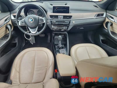 Zdjęcie 8 z 13 samochodu: 2016 BMW X1 XDRIVE28I VIN:WBXHT3Z32G4A48942 - miniatura