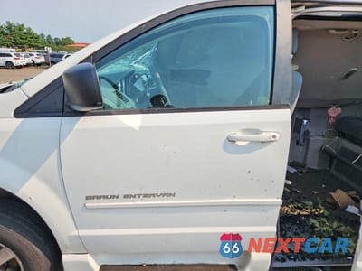 Zdjęcie 7 z 13 samochodu: 2010 DODGE GRAND CARAVAN SE VIN:2D4RN4DE8AR296966 - miniatura