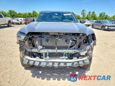 Piąte zdjęcie samochodu w środku: 2024 TOYOTA TACOMA TRD OFF-ROAD VIN:3TMLB5JN0RM022993 - miniatura