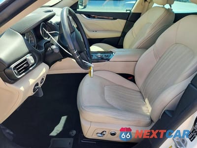 Zdjęcie 7 z 12 samochodu: 2022 MASERATI LEVANTE BASE VIN:ZN661XUA2NX394729 - miniatura