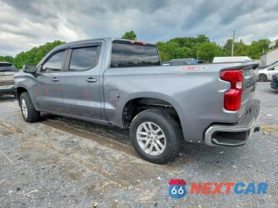 Drugie zdjęcie samochodu z przodu: 2021 CHEVROLET SILVERADO K1500 LT VIN:3GCPYJEKXMG464650 - miniatura