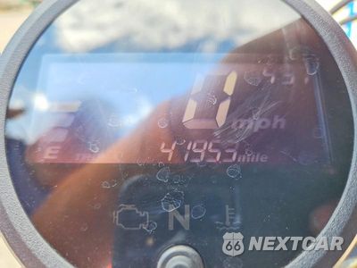 Zdjęcie 7 z 9 samochodu: 2019 HONDA CMX300 VIN:MLHNC5306K5200793 - miniatura
