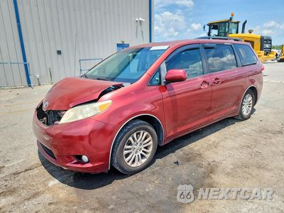 2012 TOYOTA SIENNA XLE 8-PASSENGER 5TDYK3DC0CS191794 - główne zdjęcie licytacji z USA - miniatura