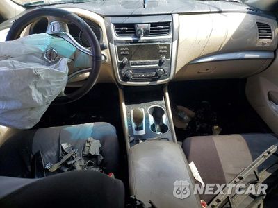 Zdjęcie 8 z 12 samochodu: 2017 NISSAN ALTIMA 2.5 SV VIN:1N4AL3AP1HC221065 - miniatura