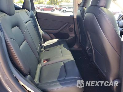 Zdjęcie 10 z 13 samochodu: 2022 TESLA MODEL Y VIN:7SAYGDEE3NF576722 - miniatura