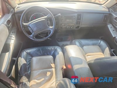 Zdjęcie 8 z 12 samochodu: 2003 DODGE DURANGO R/T VIN:1D4HS78Z53F572632 - miniatura
