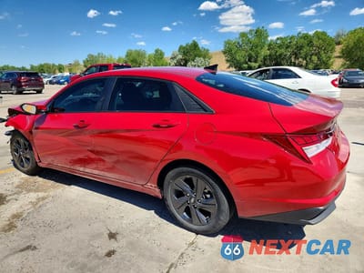 Drugie zdjęcie samochodu z przodu: 2022 HYUNDAI ELANTRA BLUE VIN:KMHLM4AJ5NU015072 - miniatura