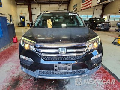 Piąte zdjęcie samochodu w środku: 2018 HONDA PILOT TOURING VIN:5FNYF5H90JB011956 - miniatura