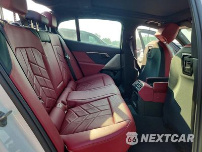 Zdjęcie 10 z 12 samochodu: 2024 BMW 530 XI VIN:WBA53FJ04RCP75456 - miniatura
