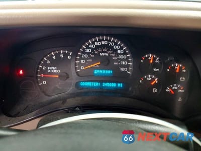 Zdjęcie 9 z 13 samochodu: 2003 GMC NEW SIERRA K1500 VIN:2GTEK19T631392526 - miniatura