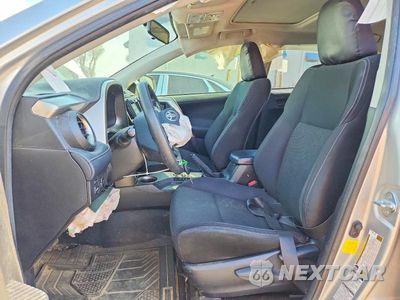 Zdjęcie 7 z 12 samochodu: 2013 TOYOTA RAV4 XLE VIN:JTMRFREV7DD006388 - miniatura