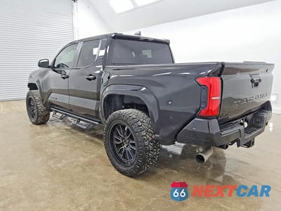 Drugie zdjęcie samochodu z przodu: 2024 TOYOTA TACOMA SR5 VIN:3TYLB5JN9RT040378 - miniatura
