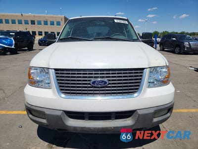 Piąte zdjęcie samochodu w środku: 2005 FORD EXPEDITION XLT VIN:1FMPU16525LA06234 - miniatura