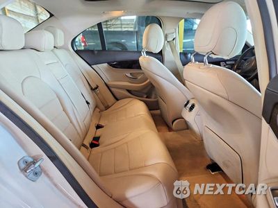 Zdjęcie 10 z 12 samochodu: 2015 MERCEDES-BENZ C 300 VIN:55SWF4JB4FU043071 - miniatura