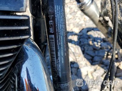 Zdjęcie 8 z 8 samochodu: 2011 HARLEY-DAVIDSON FXDWG VIN:1HD1GP413BC321820 - miniatura