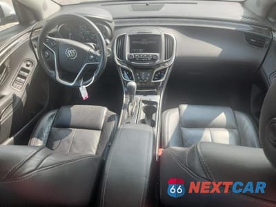 Zdjęcie 8 z 12 samochodu: 2016 BUICK LACROSSE VIN:1G4GB5G37GF125523 - miniatura
