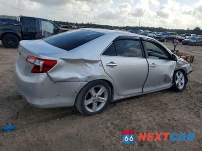 Trzecie zdjęcie samochodu z tyłu: 2012 TOYOTA CAMRY HYBRID LE VIN:4T1BD1FK1CU029415 - miniatura