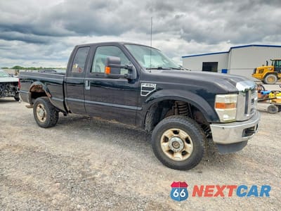 Czwarte zdjęcie samochodu z boku: 2010 FORD F250 SUPER DUTY VIN:1FTSX2B50AEB15551 - miniatura