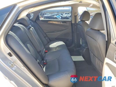 Zdjęcie 10 z 12 samochodu: 2013 HYUNDAI SONATA HYBRID VIN:KMHEC4A42DA079530 - miniatura