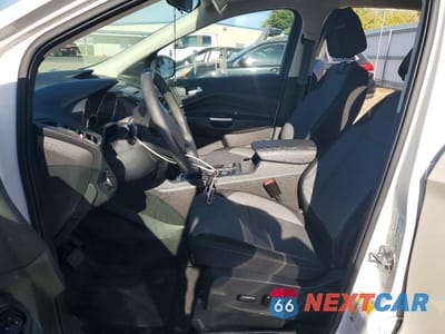 Zdjęcie 7 z 12 samochodu: 2017 FORD ESCAPE VIN:1FMCU0GD4HUD12123 - miniatura