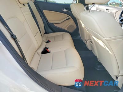 Zdjęcie 11 z 14 samochodu: 2019 MERCEDES-BENZ GLA 250 4MATIC VIN:WDCTG4GB9KJ587412 - miniatura