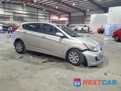Czwarte zdjęcie samochodu z boku: 2012 HYUNDAI ACCENT GS VIN:KMHCT5AE5CU005201 - miniatura