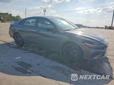 Czwarte zdjęcie samochodu z boku: 2026 HYUNDAI ELANTRA SEL SPORT VIN:KMHLM4DG9TU127872 - miniatura