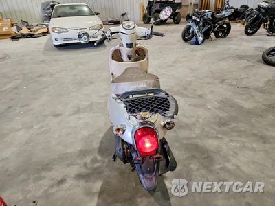 Czwarte zdjęcie samochodu z boku: 2014 HONDA NCH50 VIN:LALAF7019E3103155 - miniatura