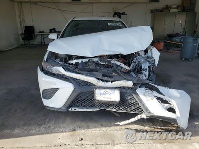 Piąte zdjęcie samochodu w środku: 2020 TOYOTA CAMRY SE VIN:4T1M11AK2LU992090 - miniatura