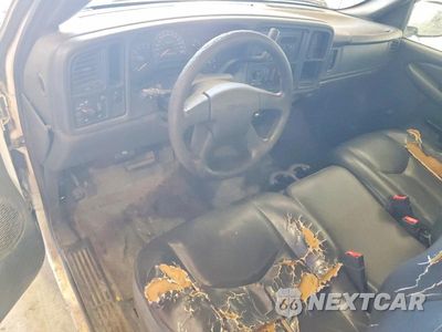 Zdjęcie 8 z 12 samochodu: 2006 GMC NEW SIERRA C1500 VIN:1GTEC14VX6Z101169 - miniatura