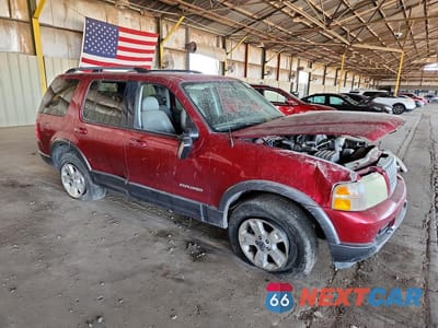 Czwarte zdjęcie samochodu z boku: 2004 FORD EXPLORER XLT VIN:1FMZU63E14ZB38942 - miniatura
