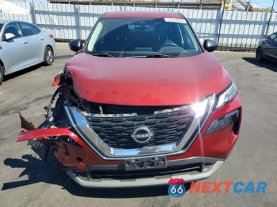 Piąte zdjęcie samochodu w środku: 2023 NISSAN ROGUE S VIN:5N1BT3AA0PC781776 - miniatura