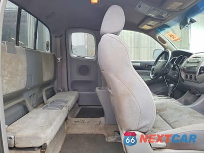 Zdjęcie 10 z 12 samochodu: 2005 TOYOTA TACOMA ACCESS CAB VIN:5TEUU42NX5Z054032 - miniatura