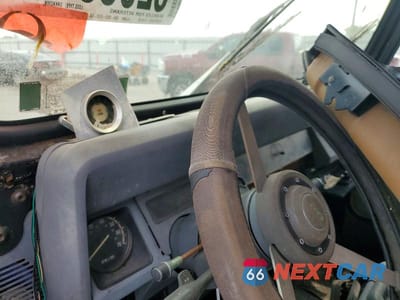 Zdjęcie 9 z 12 samochodu: 1989 JEEP WRANGLER / YJ VIN:2J4FY29T1KJ139194 - miniatura