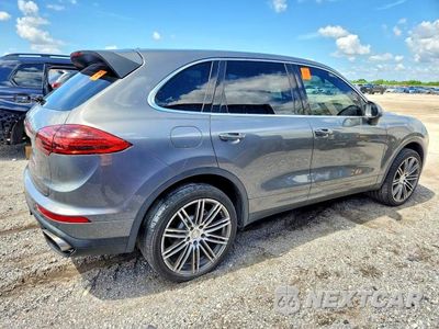 Trzecie zdjęcie samochodu z tyłu: 2016 PORSCHE CAYENNE VIN:WP1AA2A27GLA09282 - miniatura