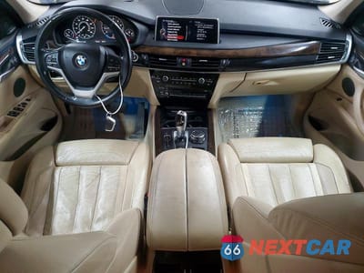 Zdjęcie 8 z 13 samochodu: 2015 BMW X5 XDRIVE35I VIN:5UXKR0C56F0K63185 - miniatura
