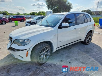 2012 BMW X5 XDRIVE50I 5UXZV8C53CL423817 - główne zdjęcie licytacji z USA - miniatura