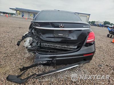 Zdjęcie 6 z 12 samochodu: 2017 MERCEDES-BENZ E 300 4MATIC VIN:WDDZF4KB7HA274495 - miniatura