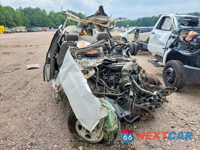 Piąte zdjęcie samochodu w środku: 2007 GMC SIERRA K2500 HEAVY DUTY VIN:1GDHK29K07E547260 - miniatura