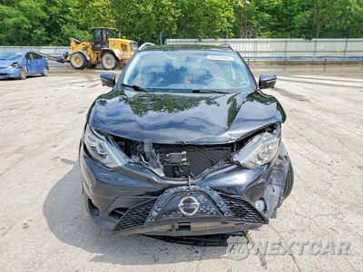 Piąte zdjęcie samochodu w środku: 2018 NISSAN ROGUE SPORT SV VIN:JN1BJ1CRXJW265550 - miniatura