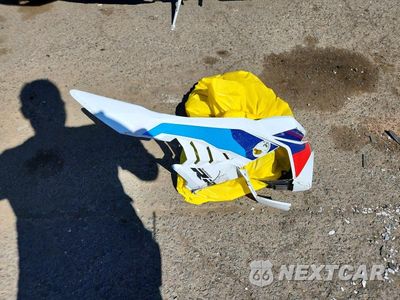Zdjęcie 8 z 9 samochodu: 2026 BMW S 1000 RR VIN:WB10P2305T6M27434 - miniatura