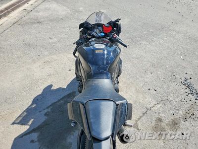 Zdjęcie 6 z 8 samochodu: 2024 YAMAHA YZF R1 VIN:JYARN66E7RA004516 - miniatura
