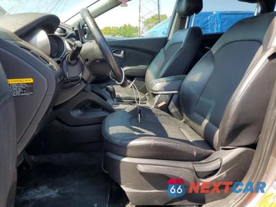 Zdjęcie 7 z 12 samochodu: 2012 HYUNDAI TUCSON GLS VIN:KM8JU3ACXCU515258 - miniatura