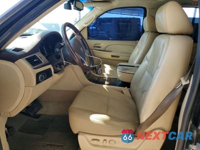 Zdjęcie 7 z 14 samochodu: 2007 CADILLAC ESCALADE LUXURY VIN:1GYFK63857R408132 - miniatura