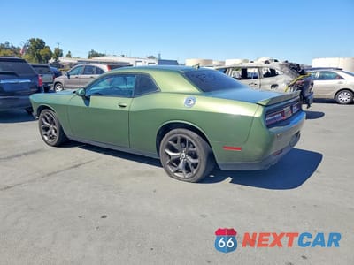 Drugie zdjęcie samochodu z przodu: 2020 DODGE CHALLENGER SXT VIN:2C3CDZAG1LH213738 - miniatura