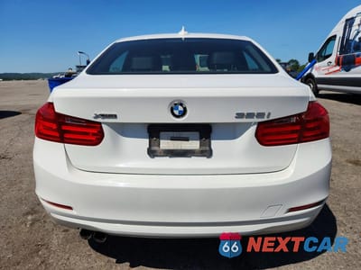 Zdjęcie 6 z 12 samochodu: 2014 BMW 328 XI SULEV VIN:WBA3B5G58ENS09760 - miniatura