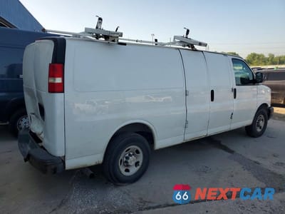 Trzecie zdjęcie samochodu z tyłu: 2013 CHEVROLET EXPRESS G2500 VIN:1GCWGGCG4D1160728 - miniatura