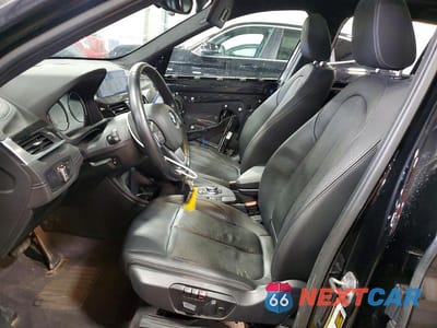 Zdjęcie 7 z 13 samochodu: 2021 BMW X1 XDRIVE28I VIN:WBXJG9C08M5S87955 - miniatura