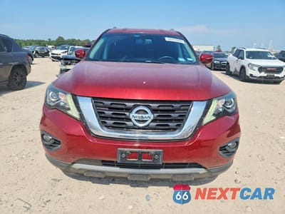 Piąte zdjęcie samochodu w środku: 2018 NISSAN PATHFINDER SV VIN:5N1DR2MM4JC633127 - miniatura