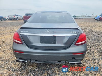 Zdjęcie 6 z 12 samochodu: 2018 MERCEDES-BENZ E 63 AMG-S VIN:WDDZF8KB2JA247489 - miniatura